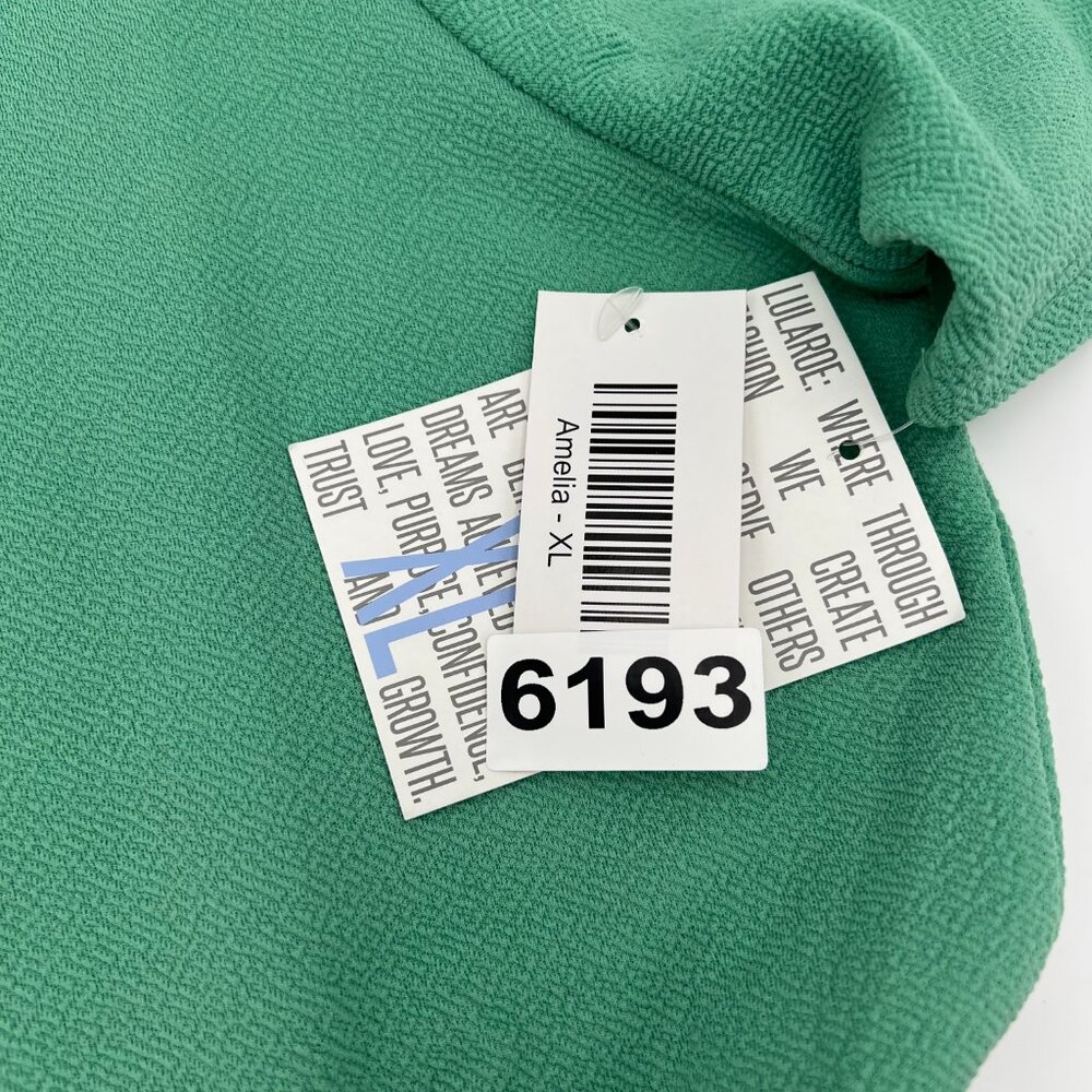 New with tags LuLaRoe Amelia Dress XL (16-18) - Picture 2 of 8